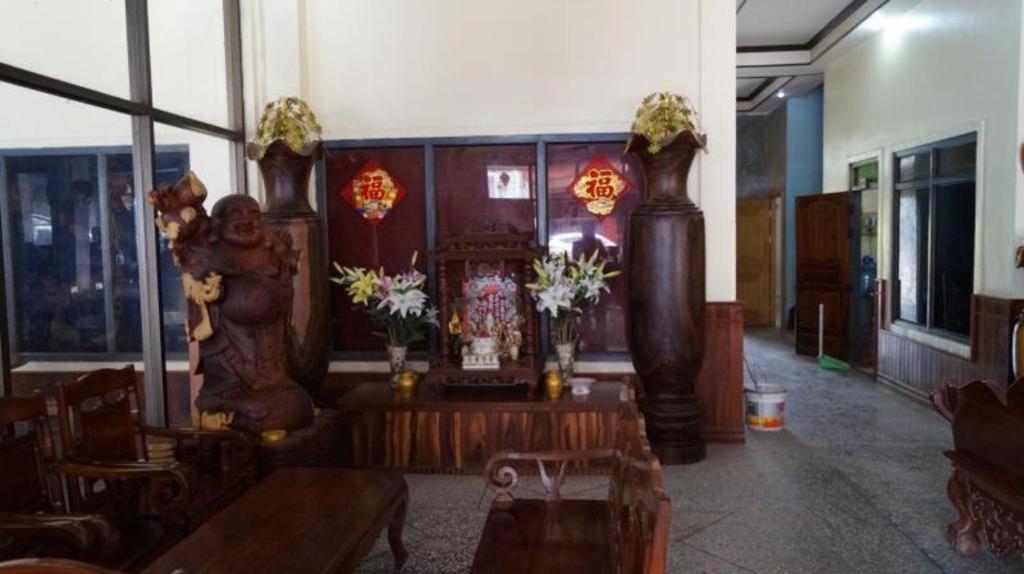 Lankham Hotel Pakse Exterior foto