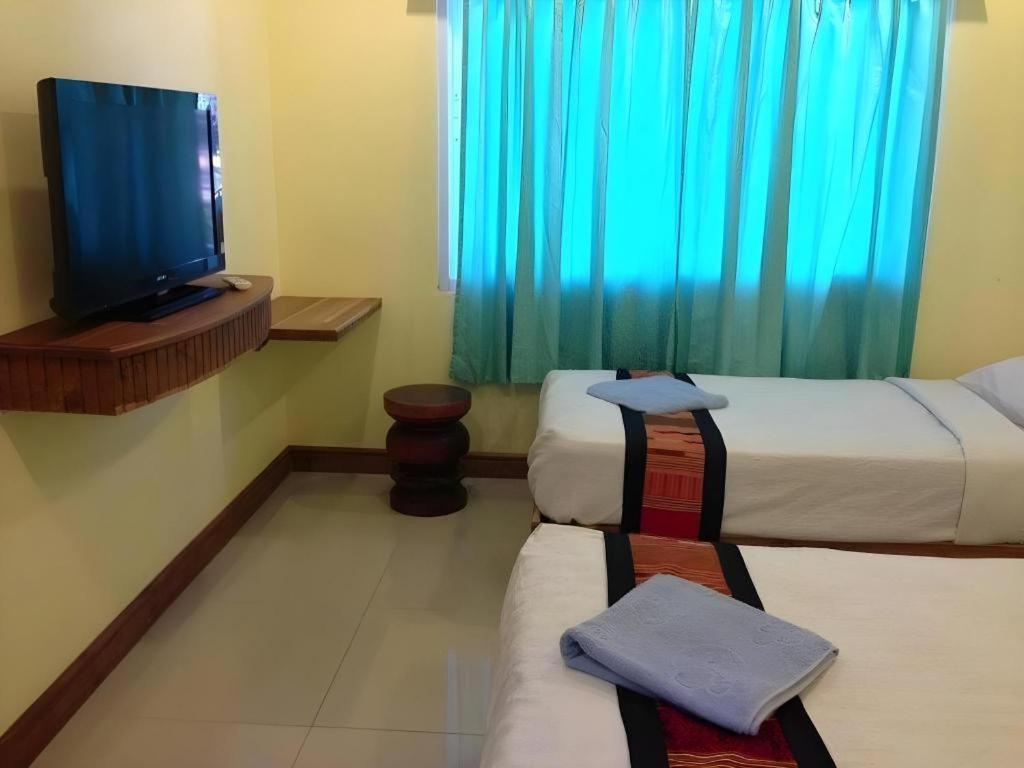 Lankham Hotel Pakse Exterior foto